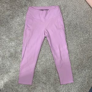 Light purple Total Knockout capri tights